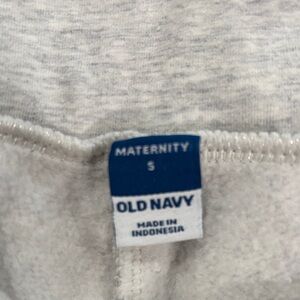 Old Navy Light Gray Men's Sweater